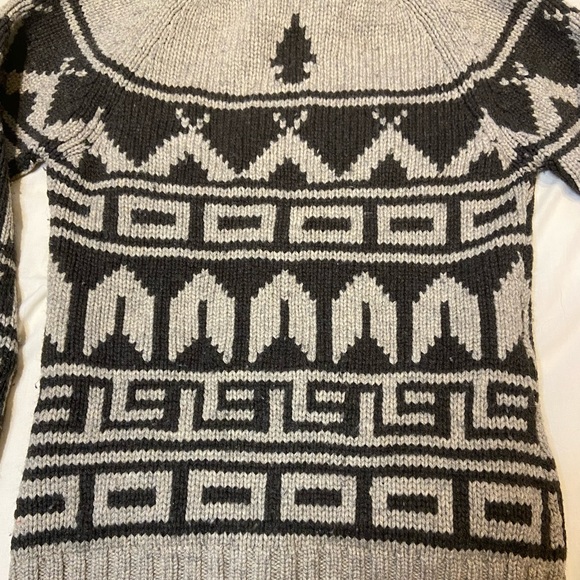 Aritzia TNA Cozy Patterned Full-Zip - Picture 8 of 9